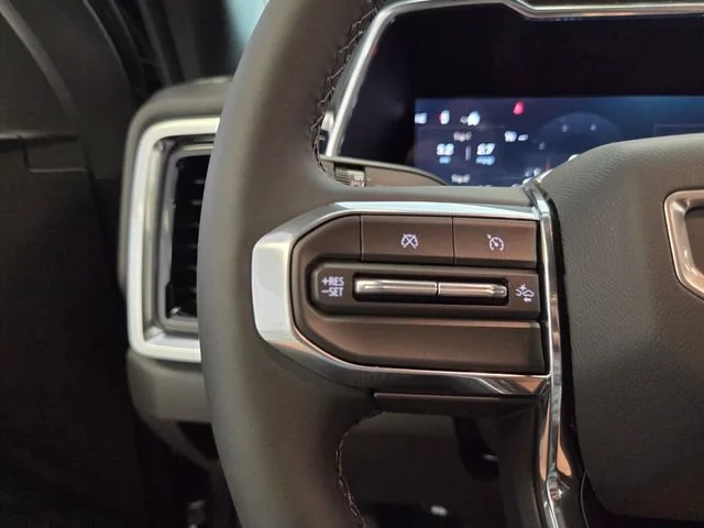 New 2026 Sterling Metallic GMC Elevation image 25