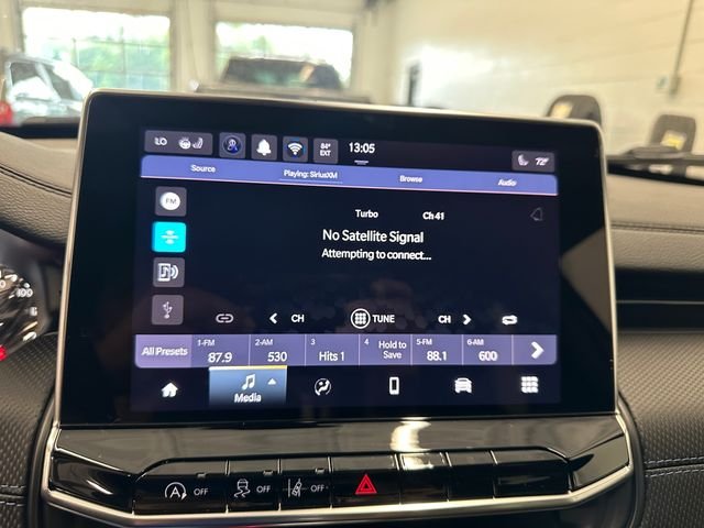 New 2026 Fathom Blue Pearl Coat Jeep Latitude image 27