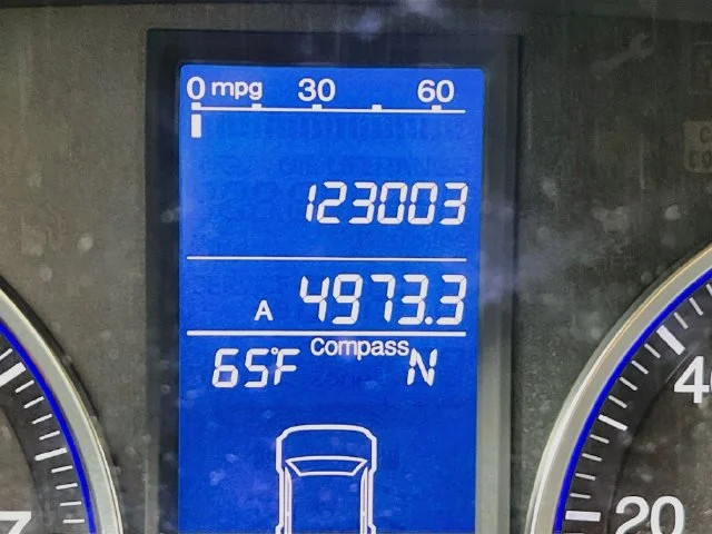 Used 2011 Gray Honda EX-L image 6