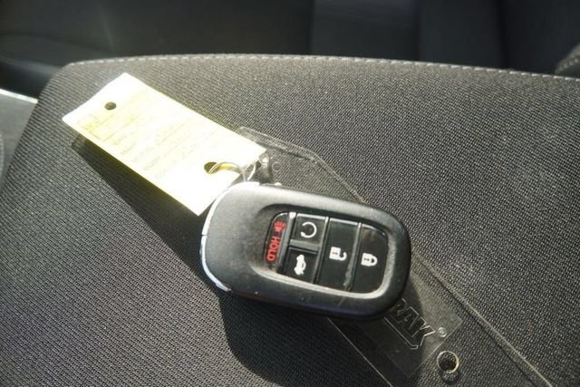 Certified Used 2025 Solar Silver Metallic Honda Sport image 2
