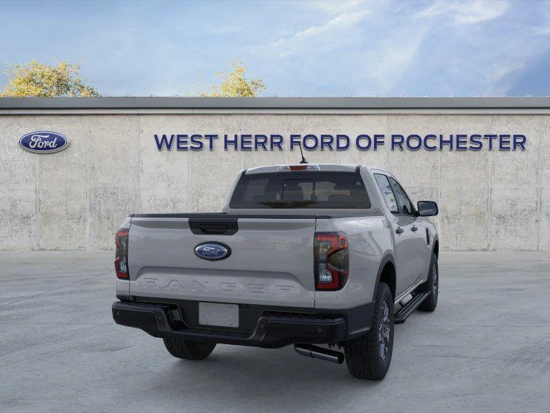 New 2026 Avalanche Ford XLT image 8