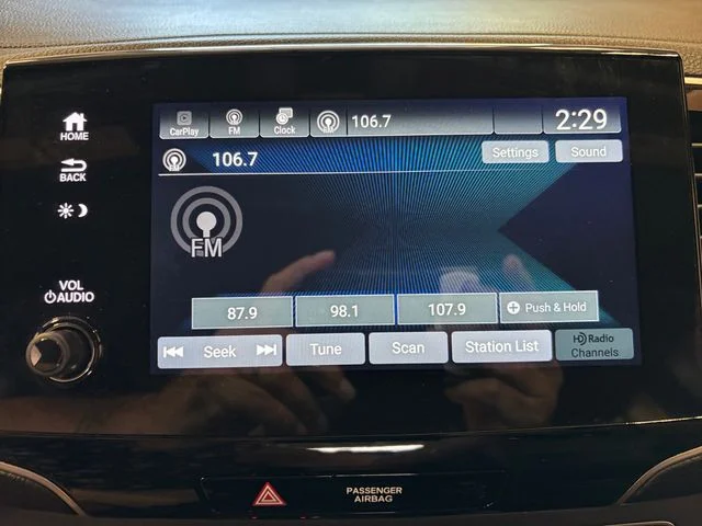 Used 2023  Honda EX-L image 19