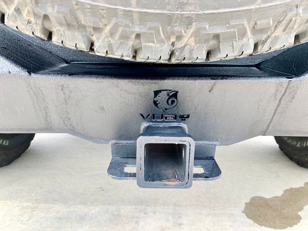 Used 2018 White Jeep Sport image 45