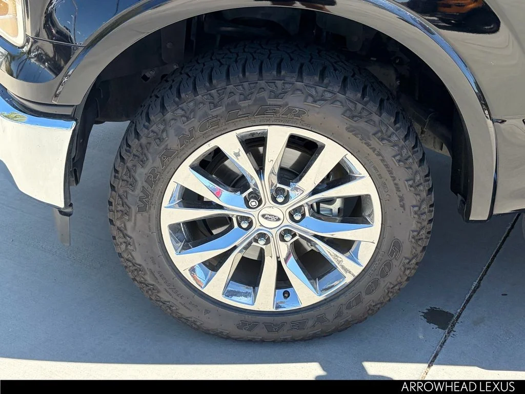 Used 2017 Black Ford Lariat image 10