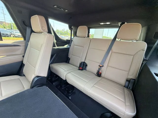 Used 2024 Red Chevrolet Premier image 23