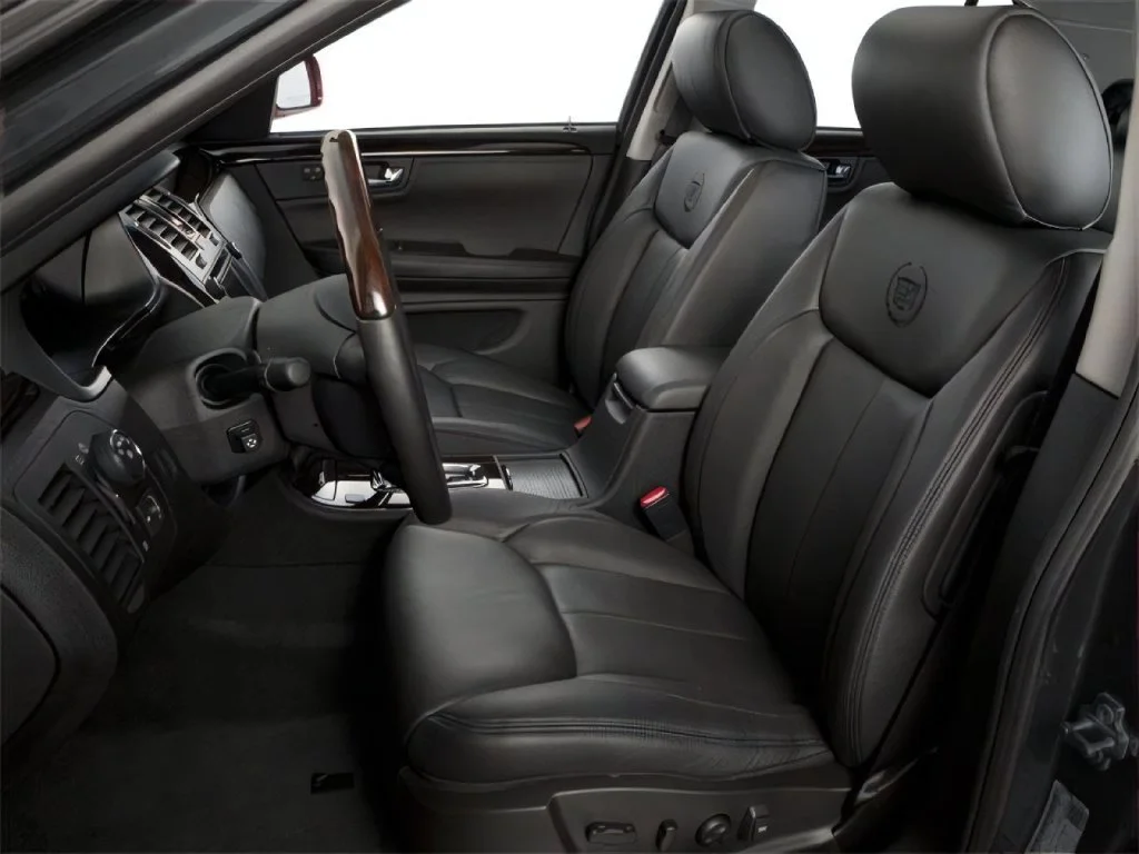 Used 2010 Radiant Silver Cadillac Base image 7
