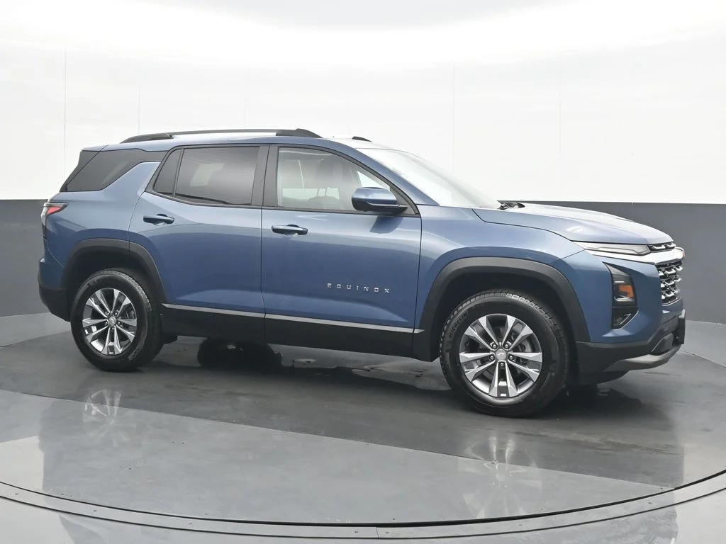 Used 2025 Blue Chevrolet LT image 8