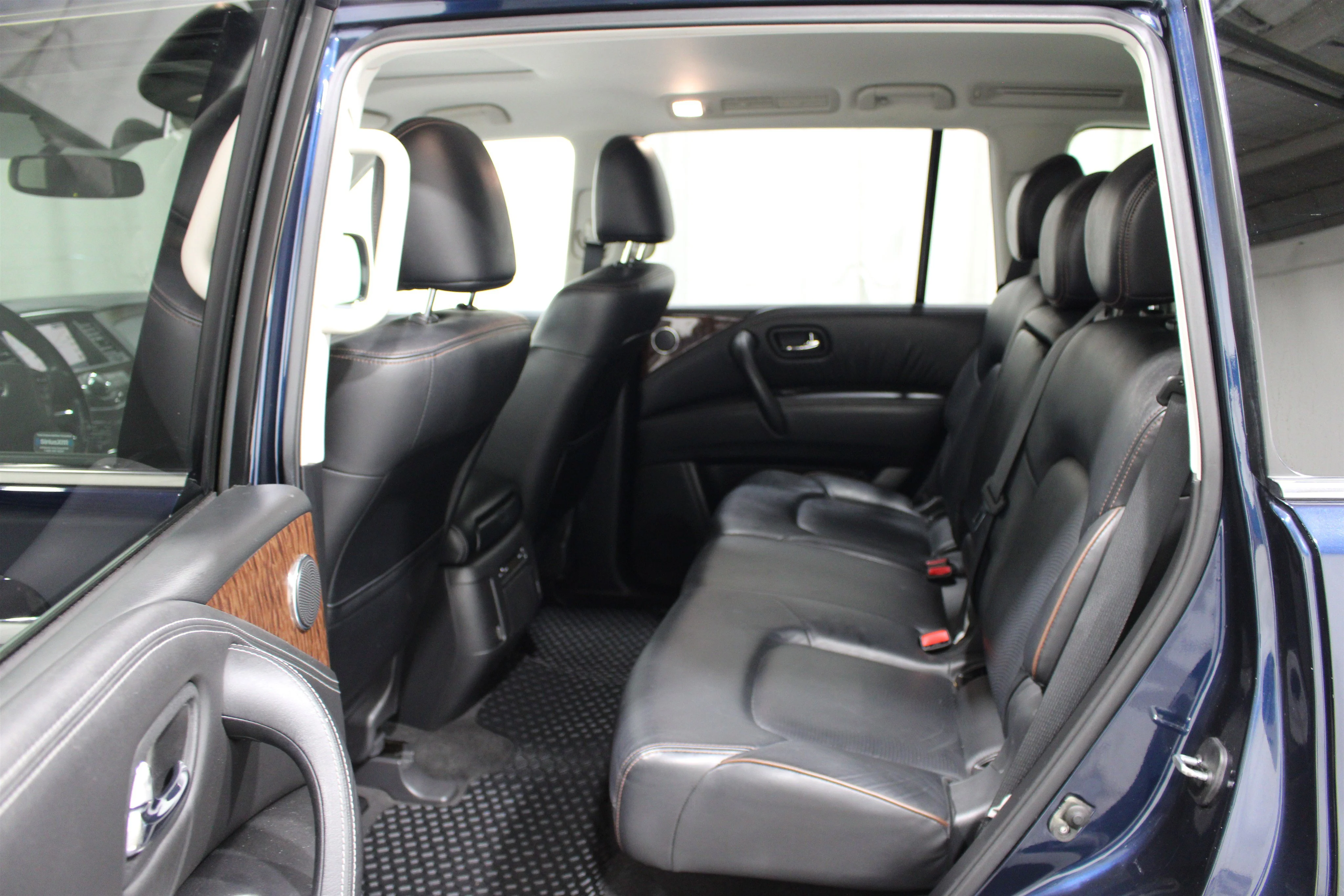 2020 Nissan Armada SL - Photo 20