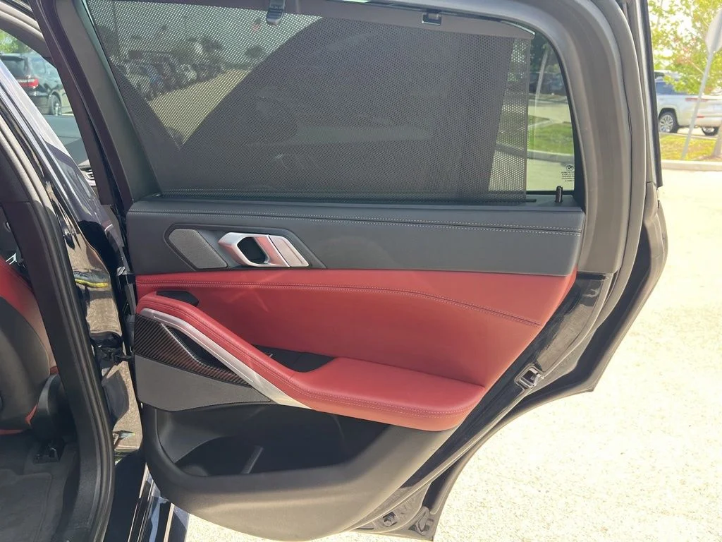 Used 2020 Black BMW M50i image 46