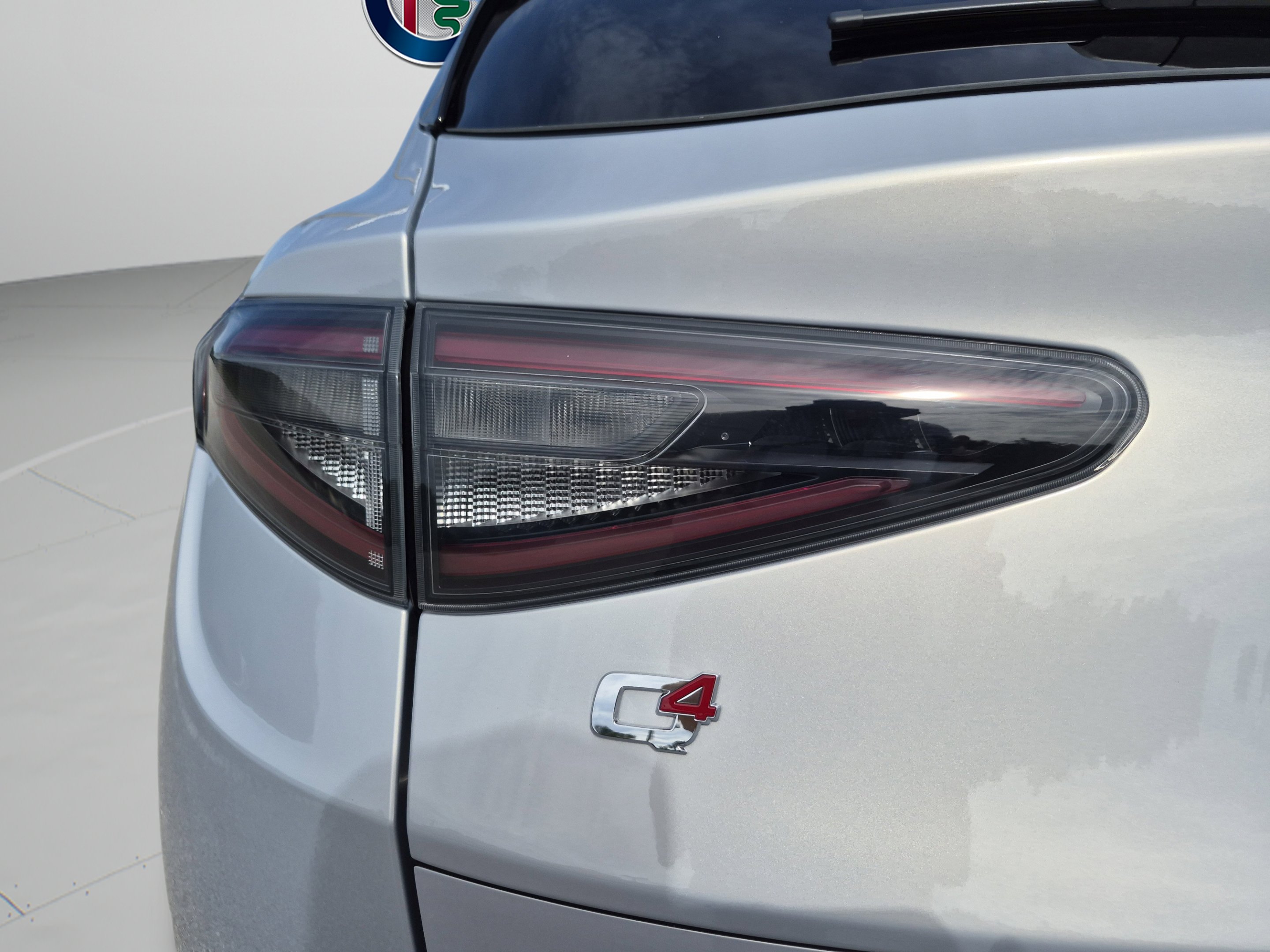 New 2026 Moonlight Gray Metallic Alfa Romeo  image 70