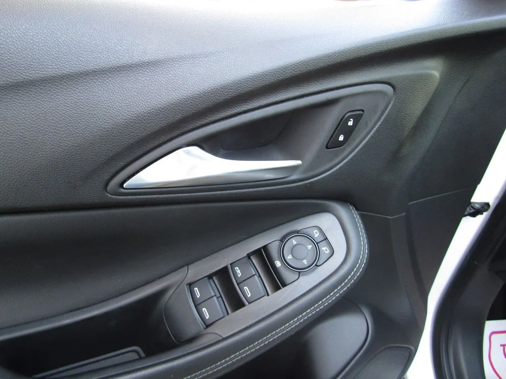 Used 2025 White Buick Preferred image 17