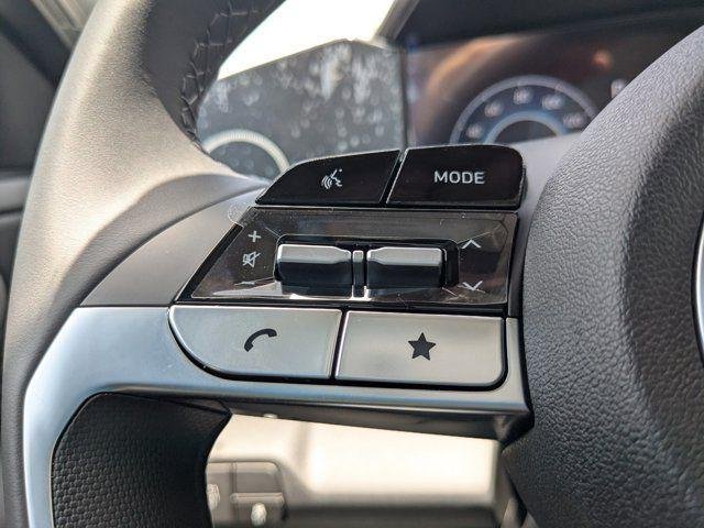 2025 Hyundai Elantra Limited - Photo 46