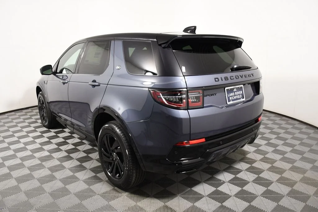 New 2026 Varesine Blue Land Rover Landmark image 4