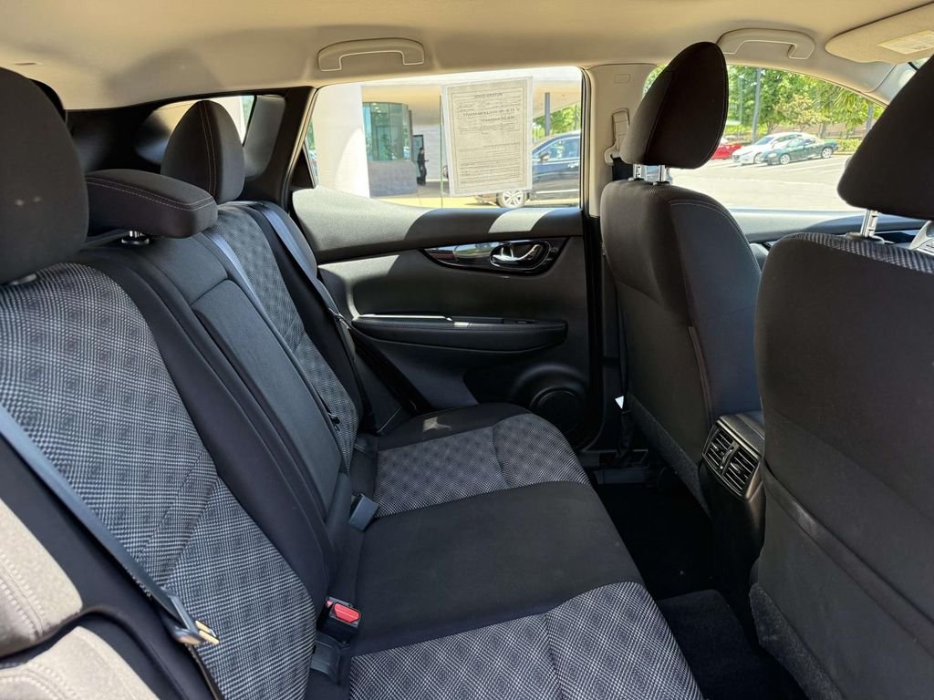 Used 2020 Gray Nissan SV image 15