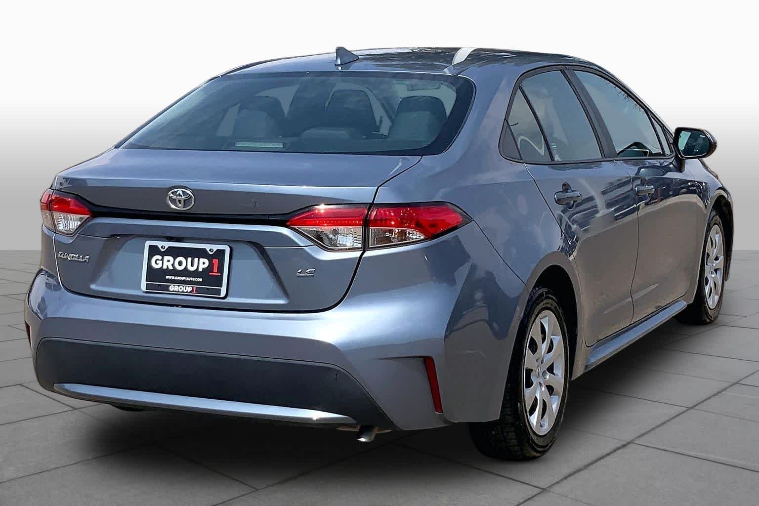 Used 2021 Celestite Toyota LE image 13