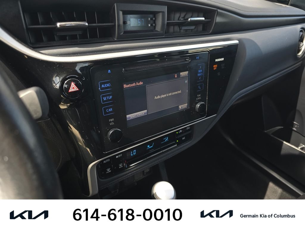 Used 2017  Toyota SE image 23
