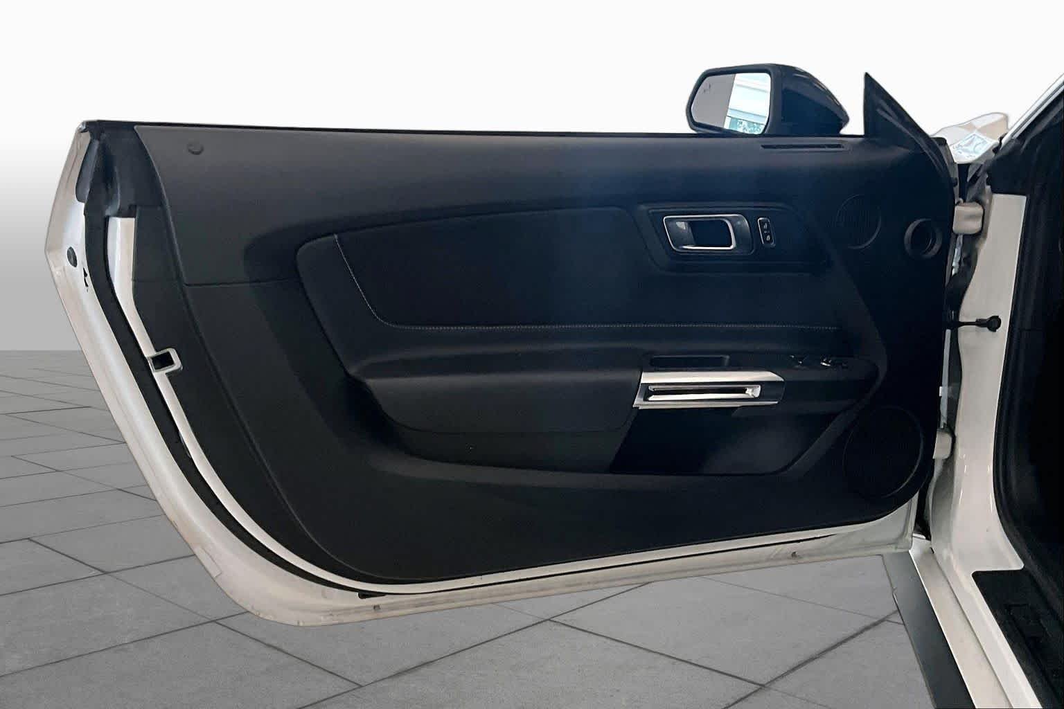 Used 2022 Oxford White Ford EcoBoost image 19