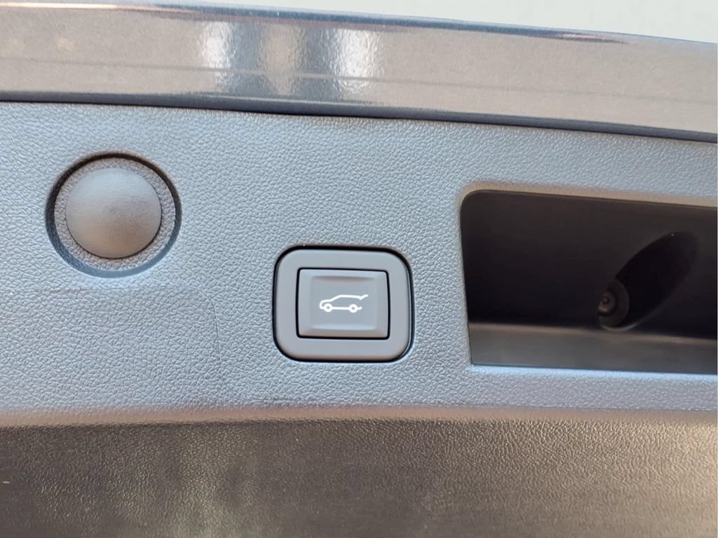 New 2026 Lakeshore Blue Metallic Chevrolet LT image 33