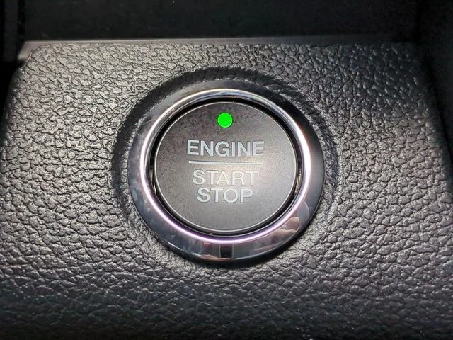 Used 2019 White Platinum Clearcoat Metallic Ford Platinum image 25