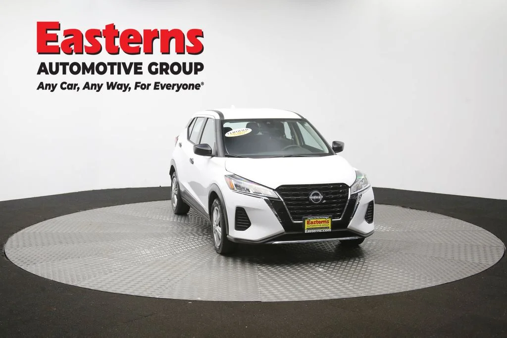 Used 2024 White Nissan S image 50