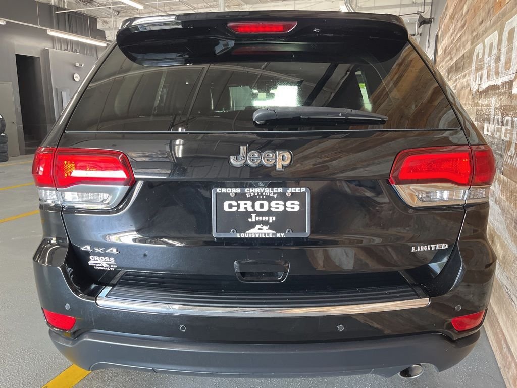 Used 2021 Diamond Black Jeep Limited image 20