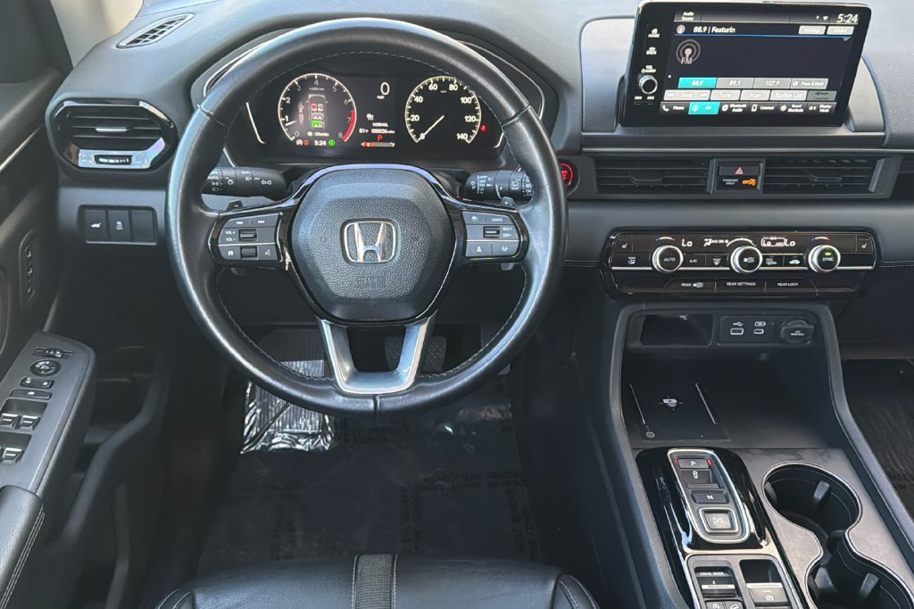 Used 2023 Modern Steel Metallic Honda EX-L image 17