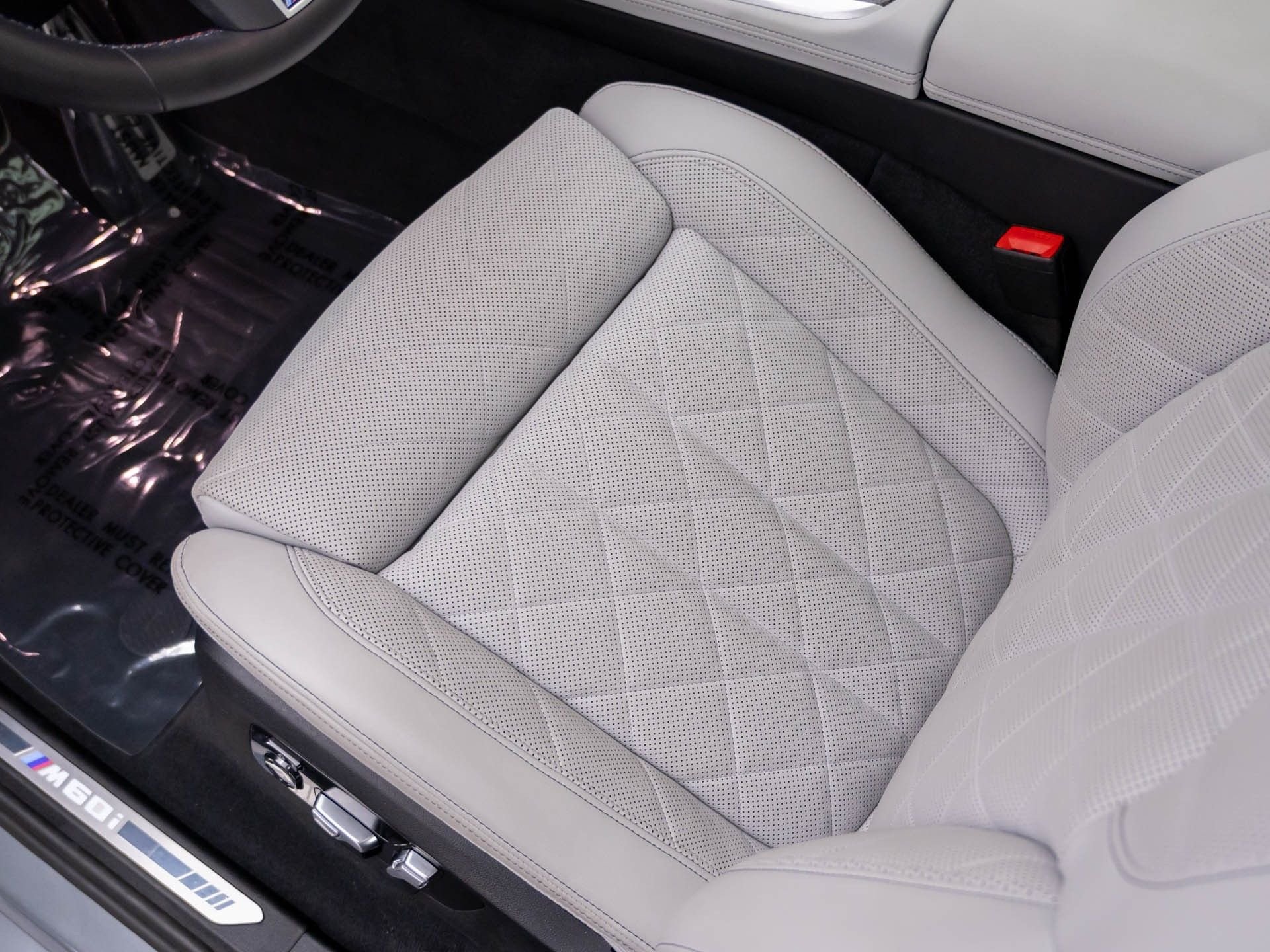 Certified Used 2025 Skyscraper Grey Metallic BMW M60i image 16