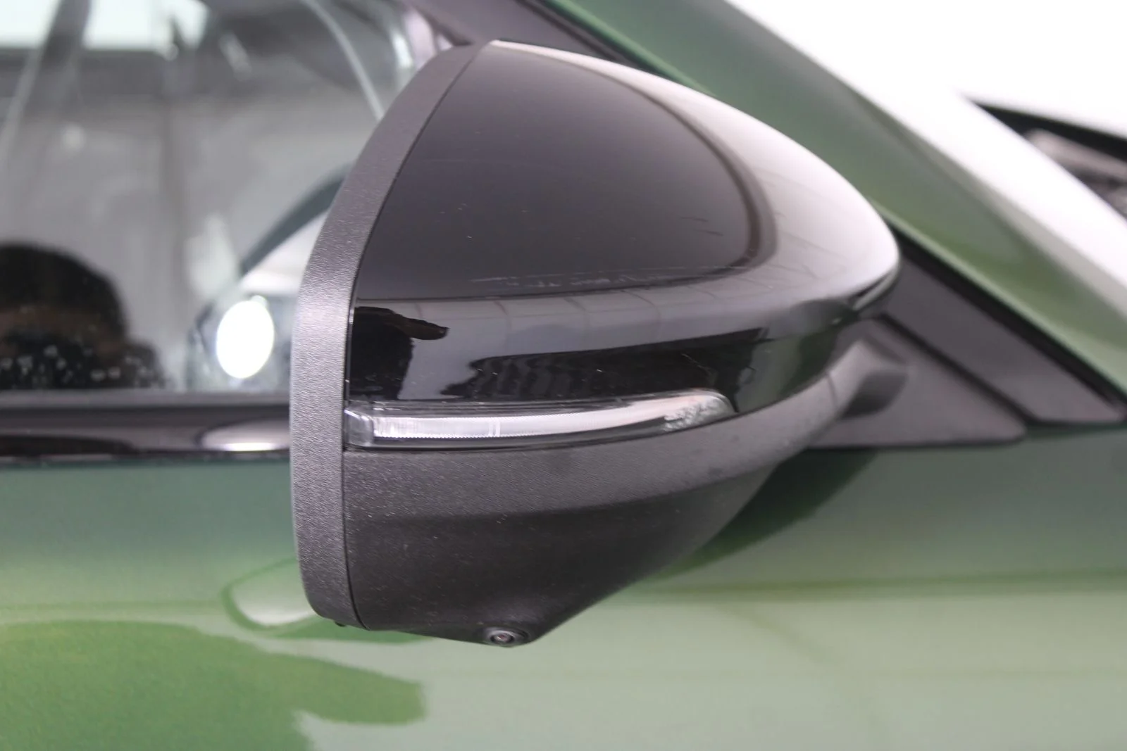 Used 2025 Green Ford GT image 7