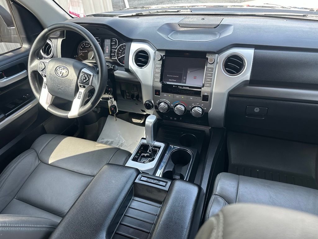 Used 2020 Gray Toyota SR5 image 31