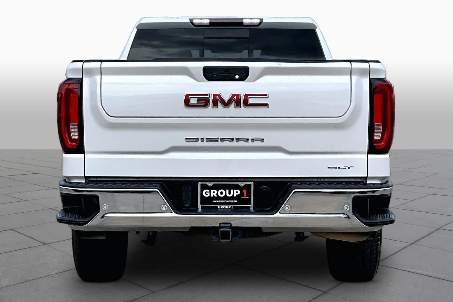 Used 2020 White Frost Tricoat GMC SLT image 5