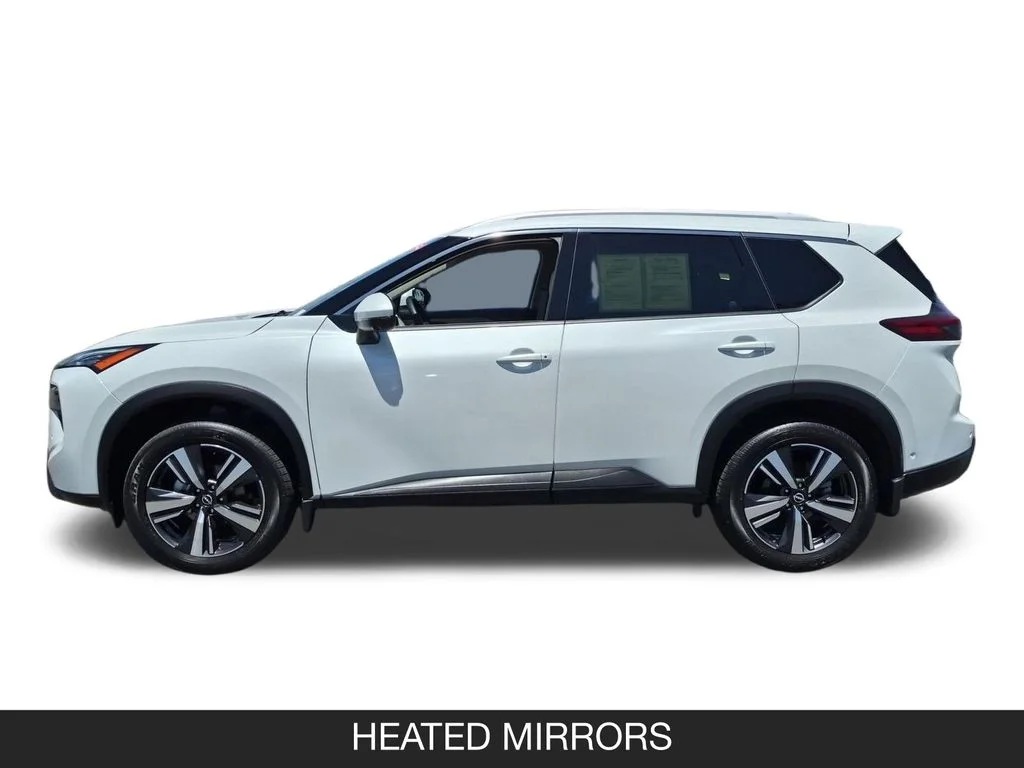 Used 2025 White Nissan SL image 5