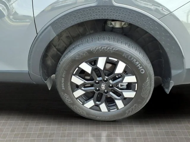 Used 2026 Gray Hyundai SEL image 11