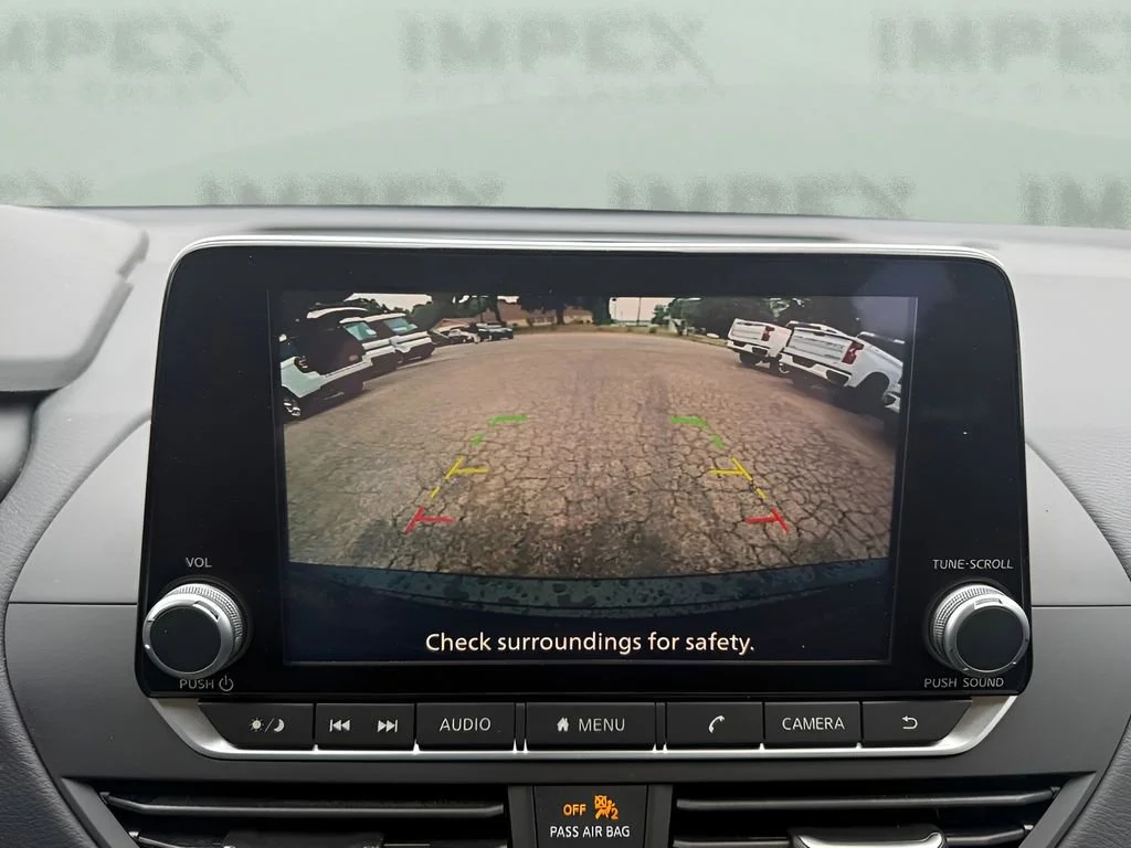Used 2025 Black Nissan S image 21