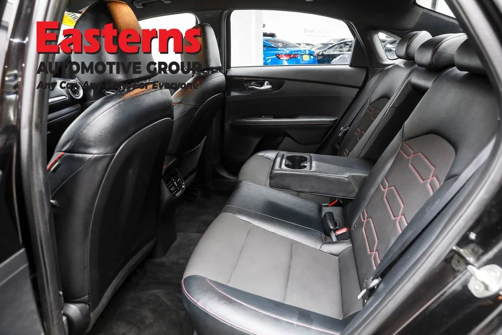 Used 2021 Black Kia GT image 21
