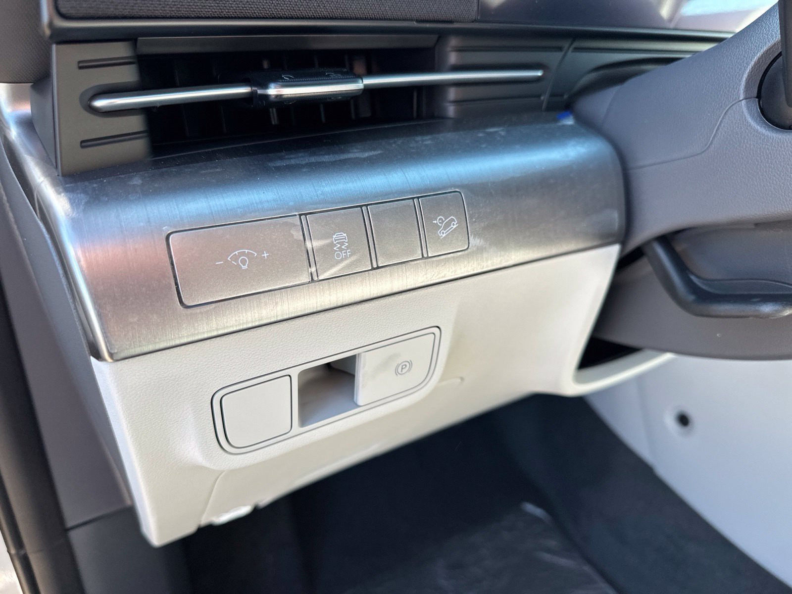 New 2027 White Hyundai SEL Premium AWD image 11