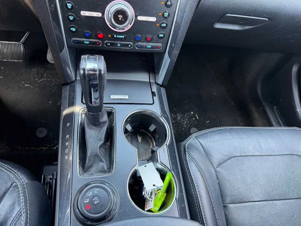 Used 2017 Blue Ford Limited image 19