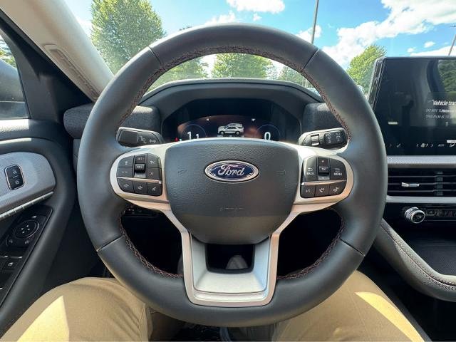 New 2026 Star White Metallic Tri-Coat Ford Active image 18
