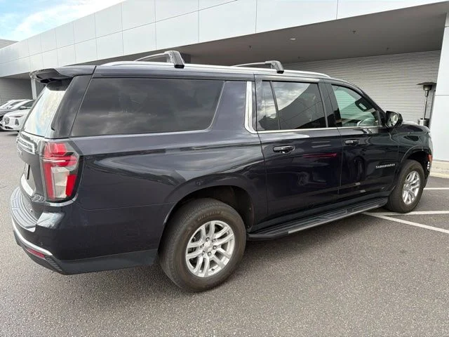 Used 2023 Gray Chevrolet LT image 3