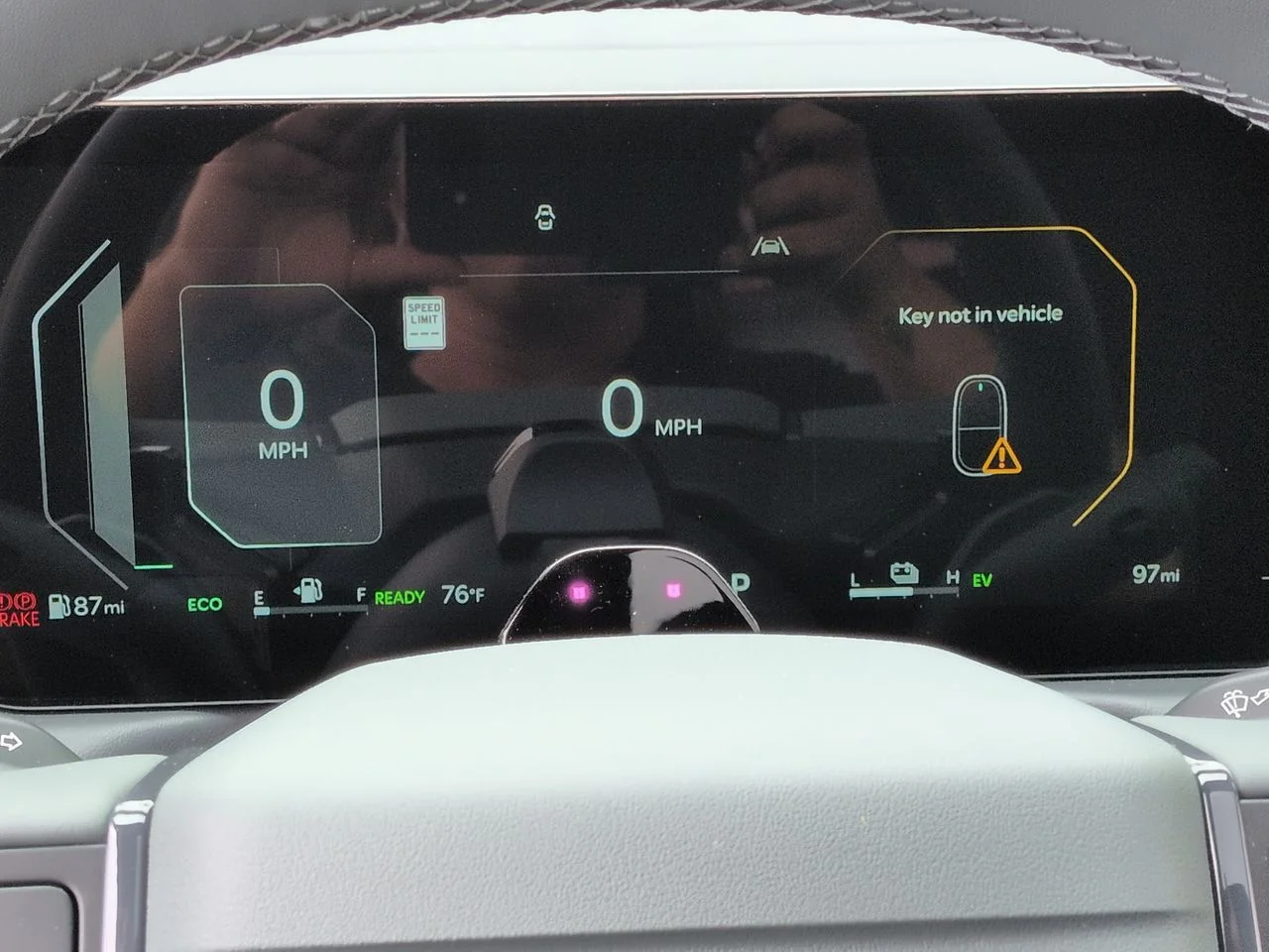 New 2027 Glacial White Pearl Kia X-LINE SX PRESTIGE image 12