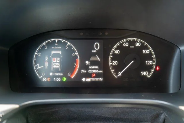 Used 2024 White Honda EX image 22
