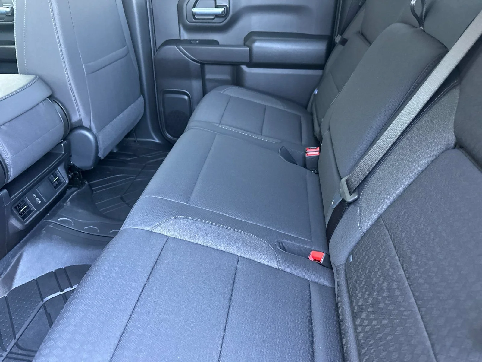 2026 Chevrolet Silverado 1500 Custom - Photo 12