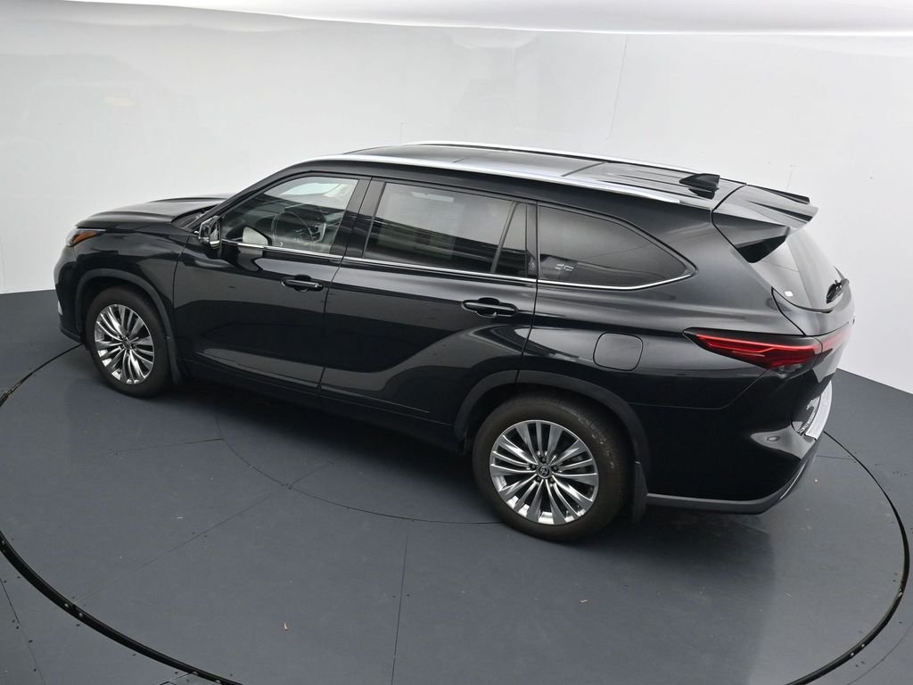 Used 2023 Black Toyota Platinum image 27