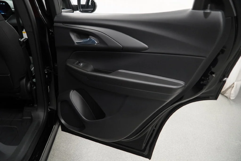 New 2026 Mosaic Black Metallic Chevrolet LT image 32
