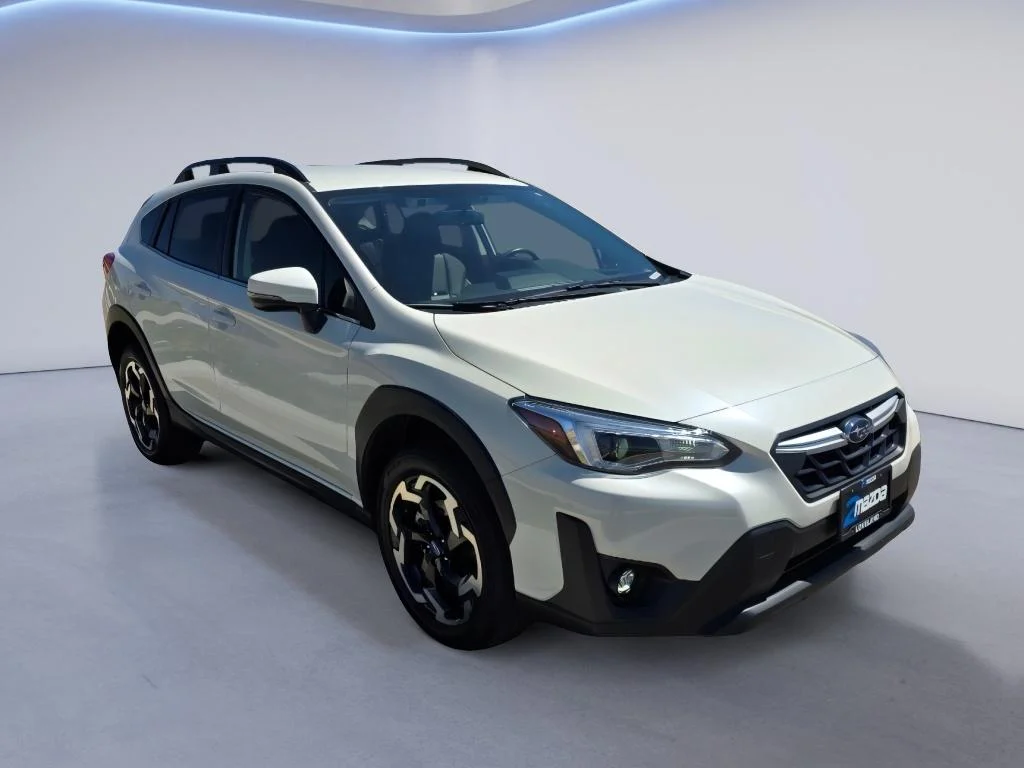 Used 2023 Crystal White Pearl Subaru Limited image 7