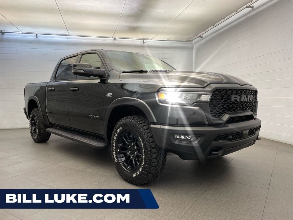New 2026 Diamond Black Crystal Pearl-Coat Exterior Paint RAM Rebel image 1