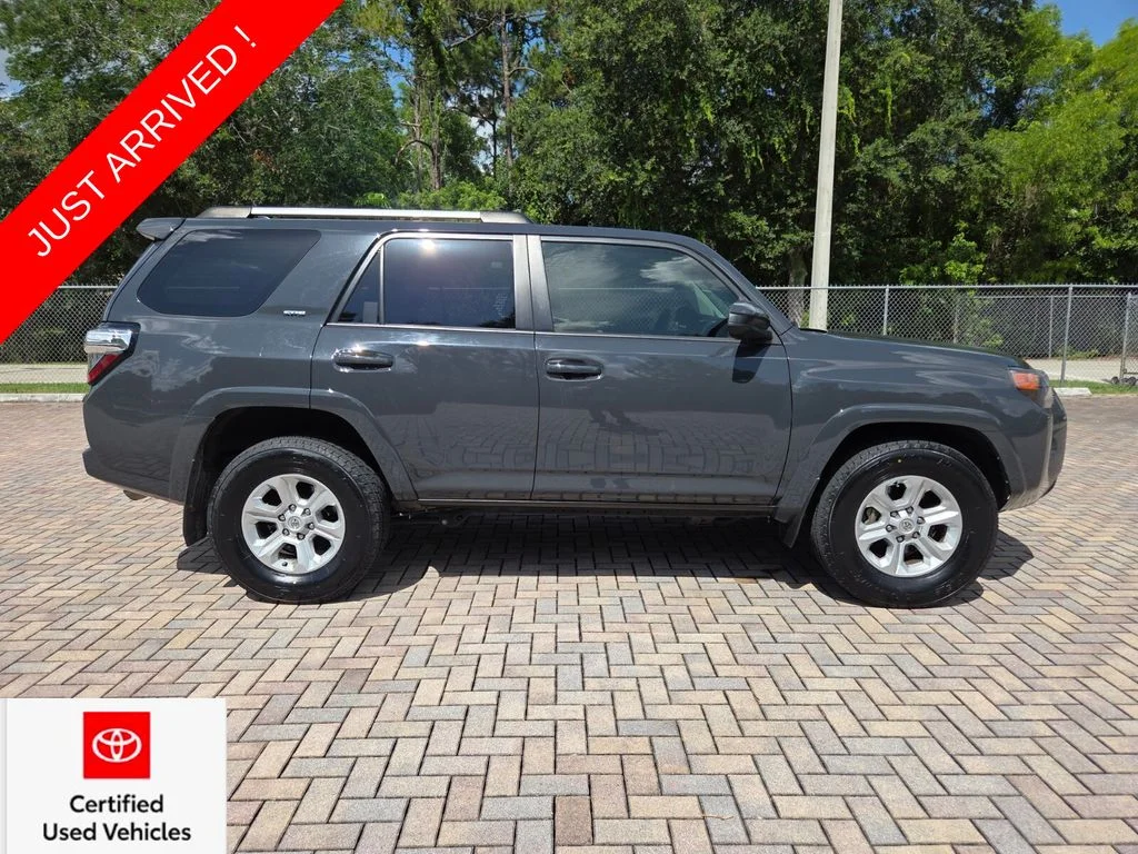 Certified Used 2024  Toyota SR5 image 12