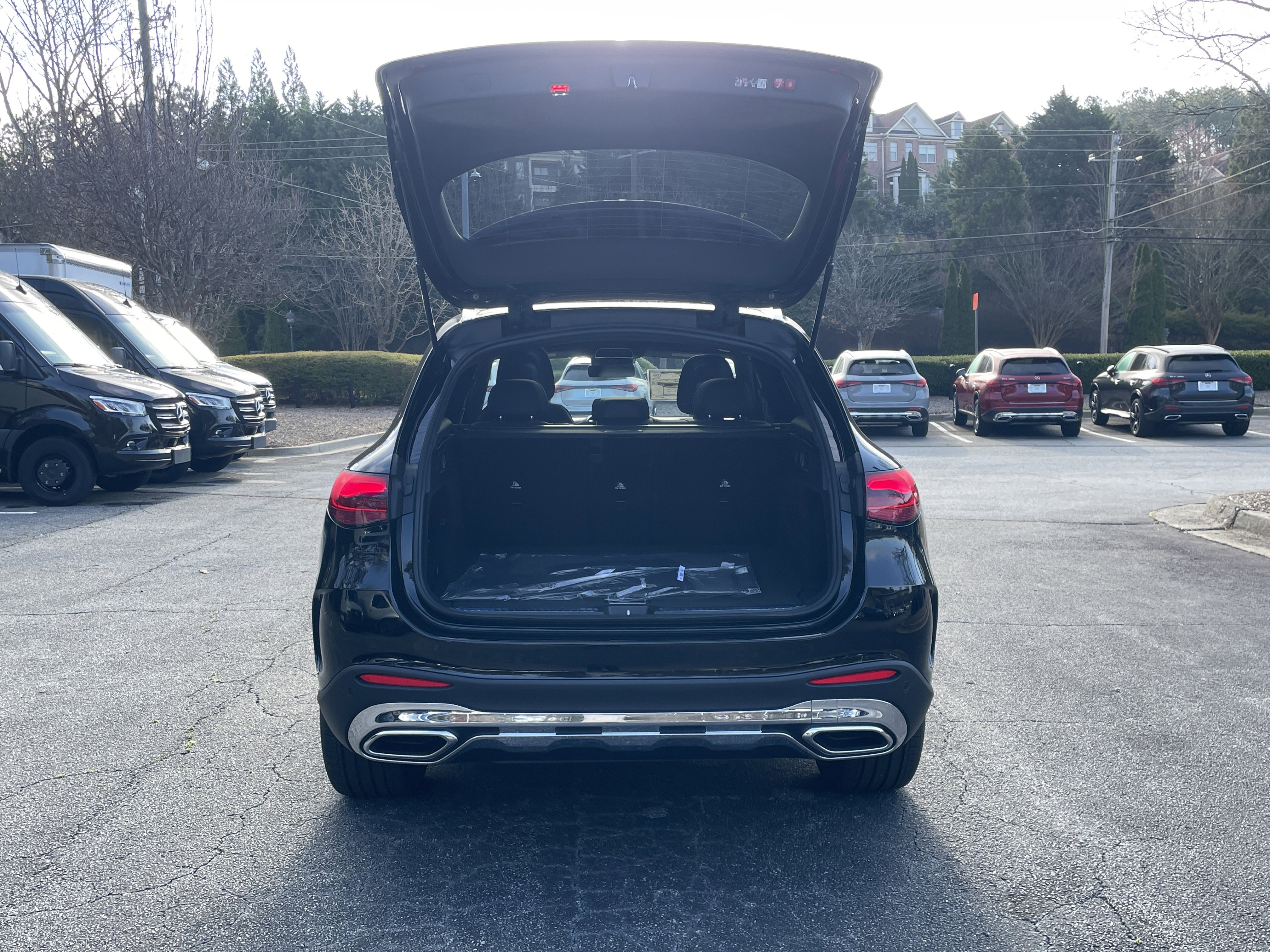 New 2026 Black Mercedes-Benz GLC 300 SUV image 8