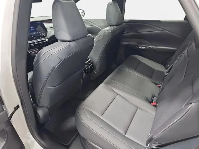 New 2026 Eminent White Pearl Lexus PREMIUM PLUS image 18