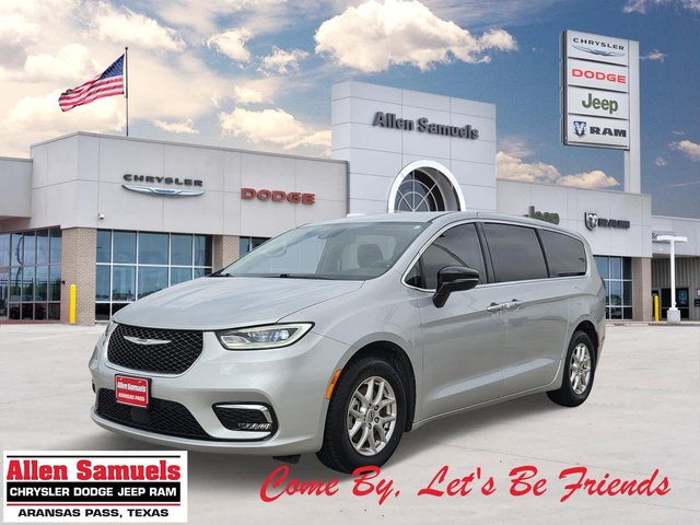 Pre-Owned 2024 Chrysler Pacifica Touring L