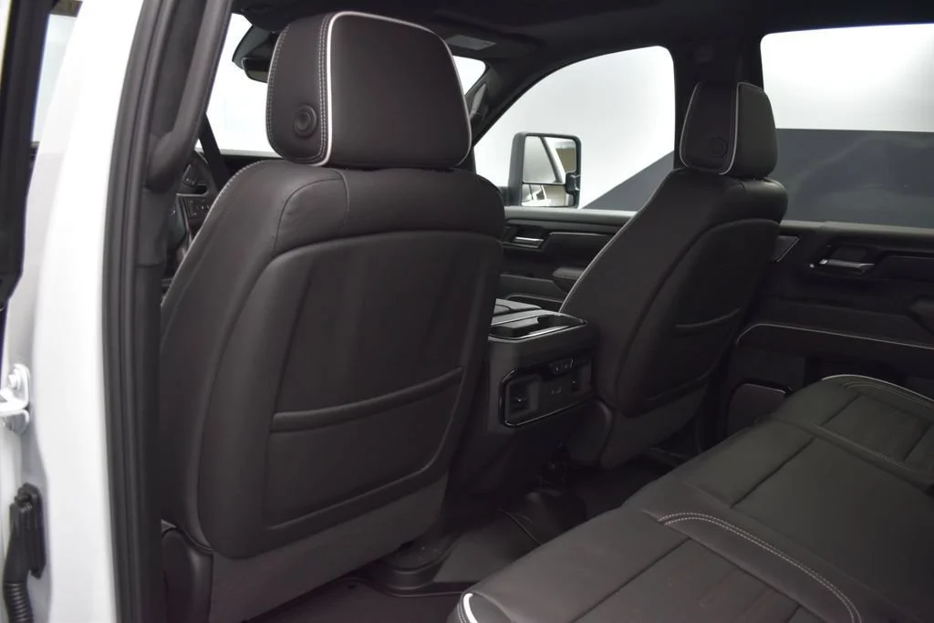 New 2026 Summit White GMC AT4X image 18